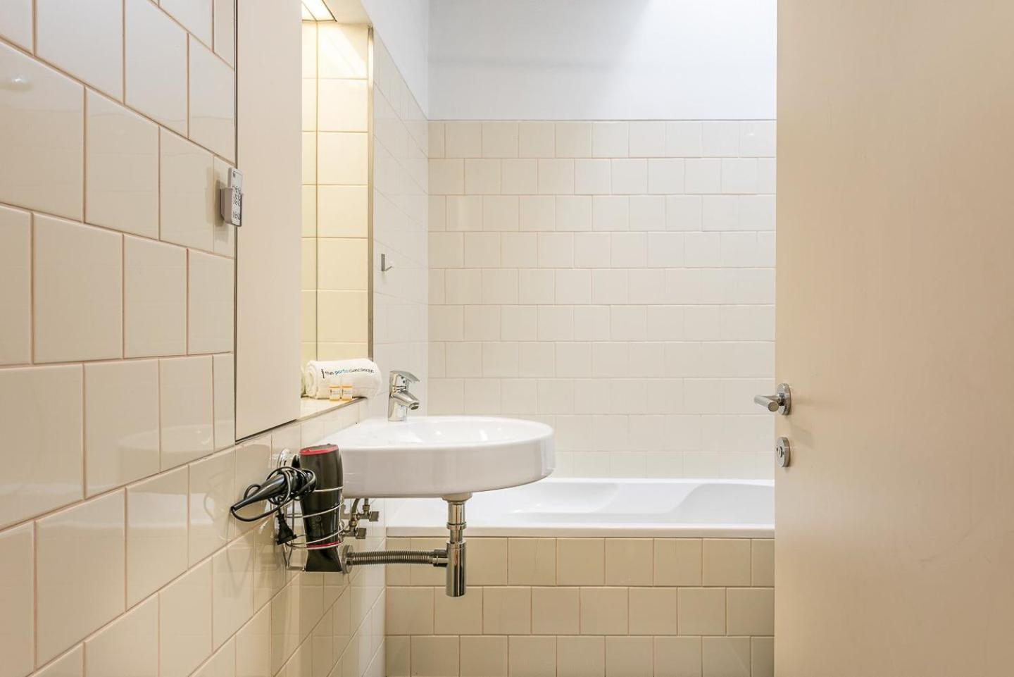 Guestready - Breakfast At Picaria'S Apartment Porto Bagian luar foto